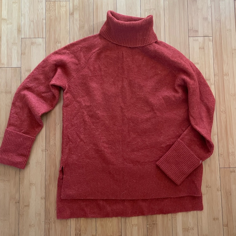 Vero Moda Rich Red Turtleneck Sweater